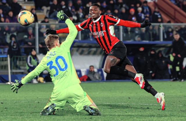 1736908393459031942.png 乐鱼体育-更差半场难挡孔塞桑习惯性逆转,米兰争四仍需努力