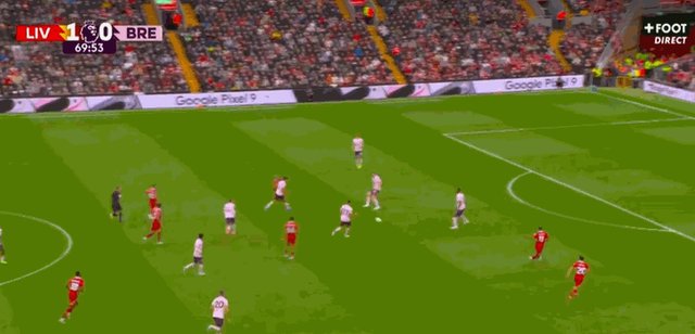 1724629613432077026.gif leyu官方入口-【早报】总有人正年轻!18岁恩德里克皇马首秀破门!