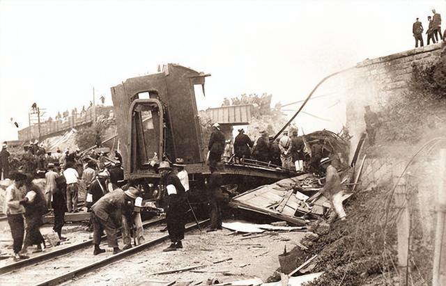 leyu官网-张学良到了晚年才吐露心声:我这辈子从来不信迷信,然而在老虎厅除掉杨宇霆之后,我却不得不改变想法